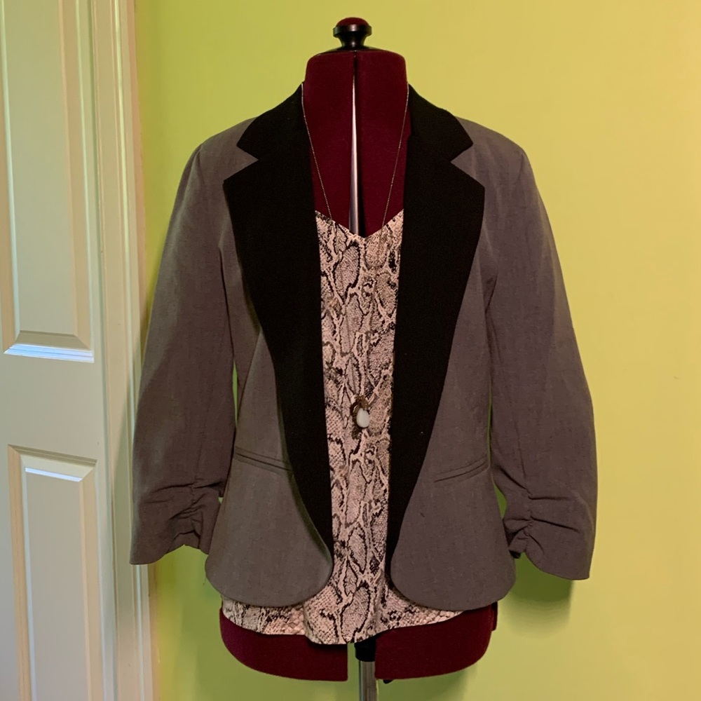 Aqua Grey/Black Style Blazer